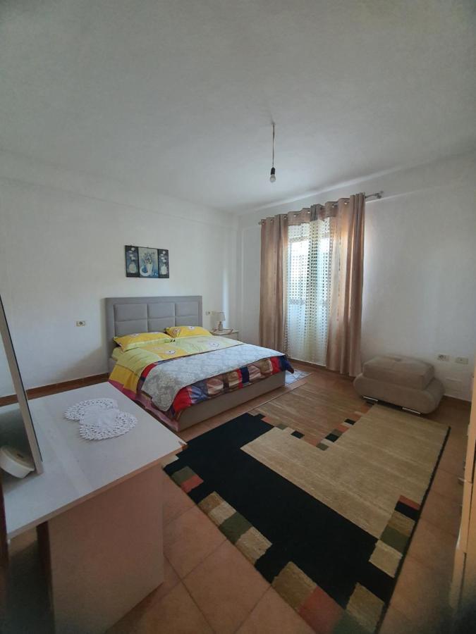 Spacious House With A Big Garden And Fire Pit Villa Tirana Kültér fotó